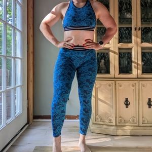 Fabletics Blue Seamless Workout Set 7/8 Length